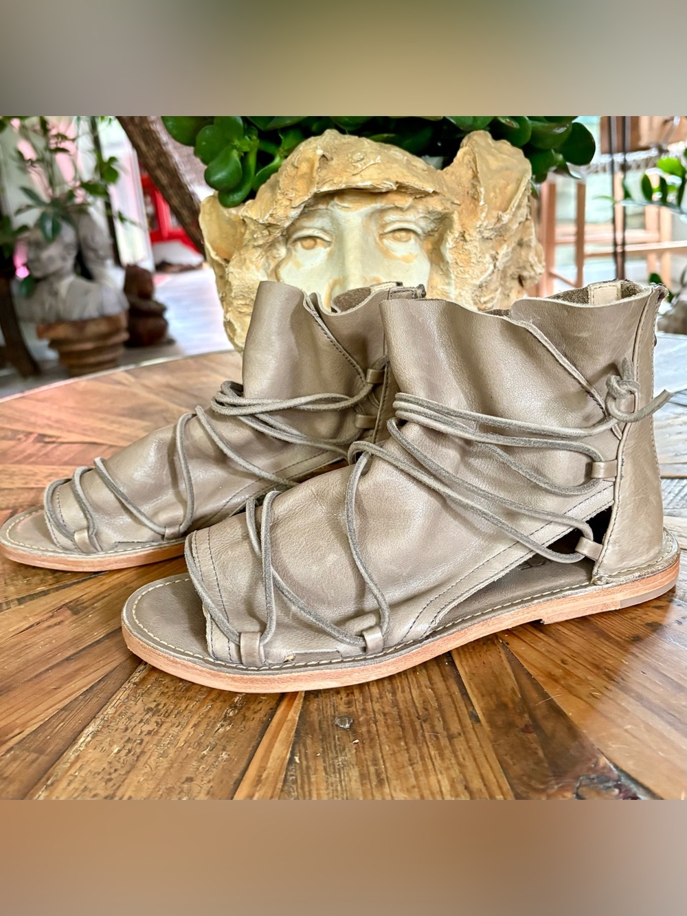Free People X Baske Leather Lace-Up Gladiator Sandals taupe 9 NWOB - Picture 2 of 6